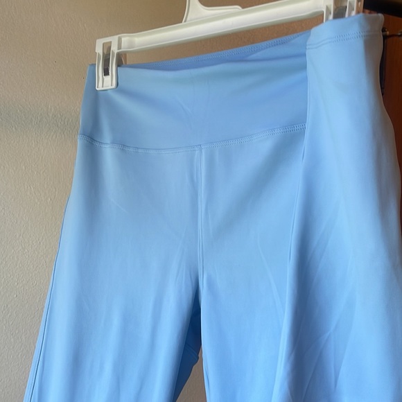 4 piece workout set - Picture 3 of 5